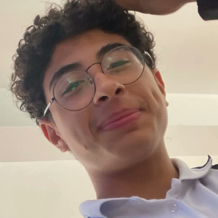 Özgür'üm bugün seni sonsuzluğa yolculadığımız gün😢
O günden sonra hiç birşey eskisi gibi olmadı
Seni çok seviyorum koca yürekli Oğlum 
Her zaman sol yanımdasın koca yüreklim 
Can parçam Özgürüm Ömrüüm 😢
#isiasortakdavamız
#isiasolasıkast 
#Özgürİçme💫