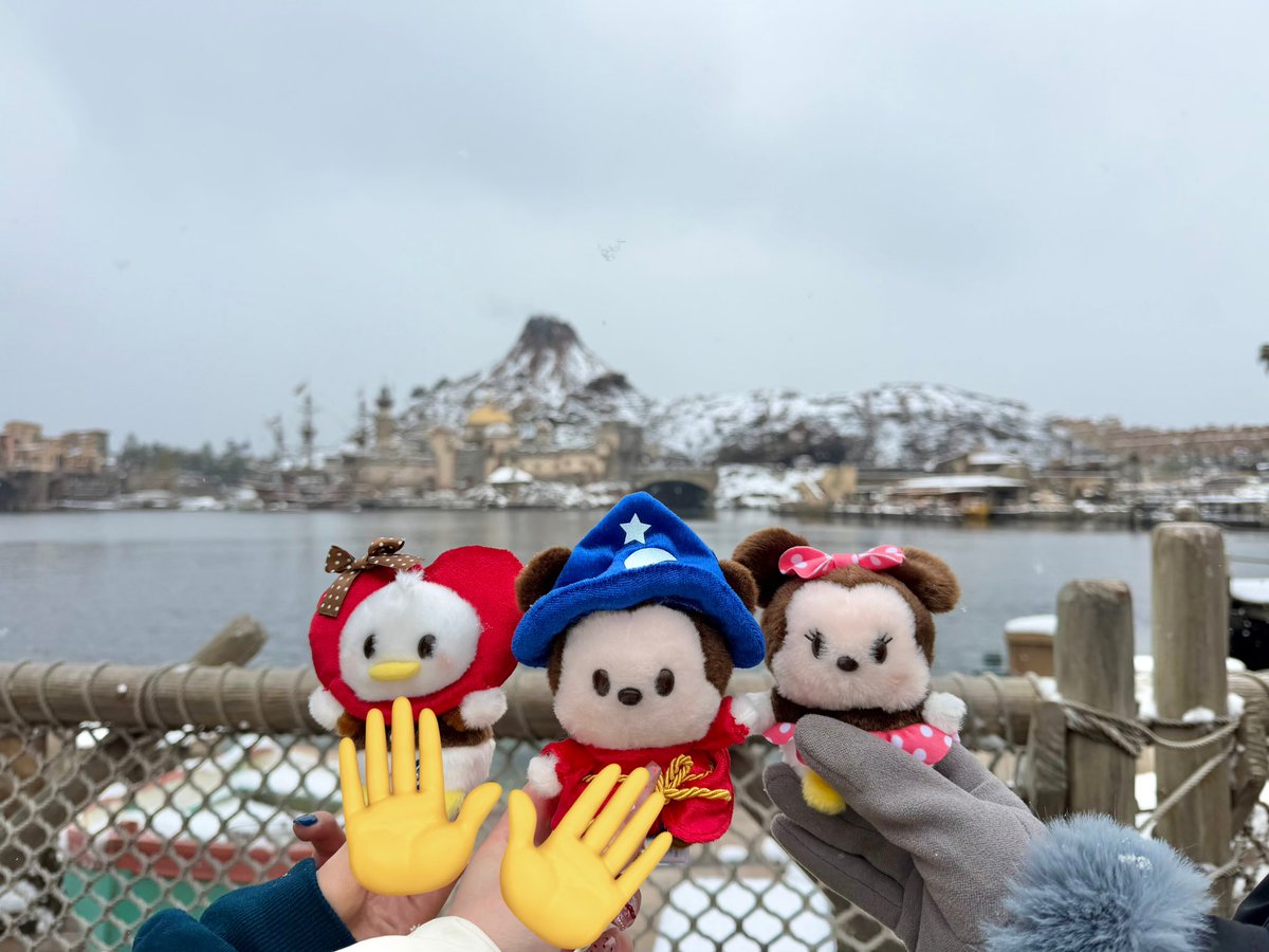 hi_____meS2's tweet photo. 雪と酒なんだよね♪ https://t.co/Keo1grwQYc