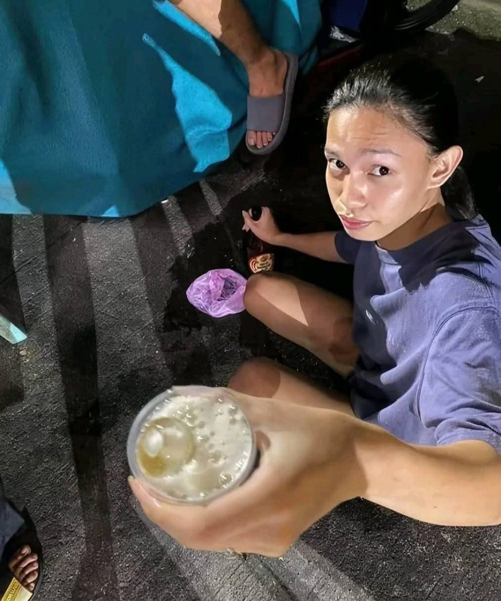 JaykeyRW's tweet image. Hahahahahhaa at dahil napadaan ka tagay ka muna kulit niyo 😁😁