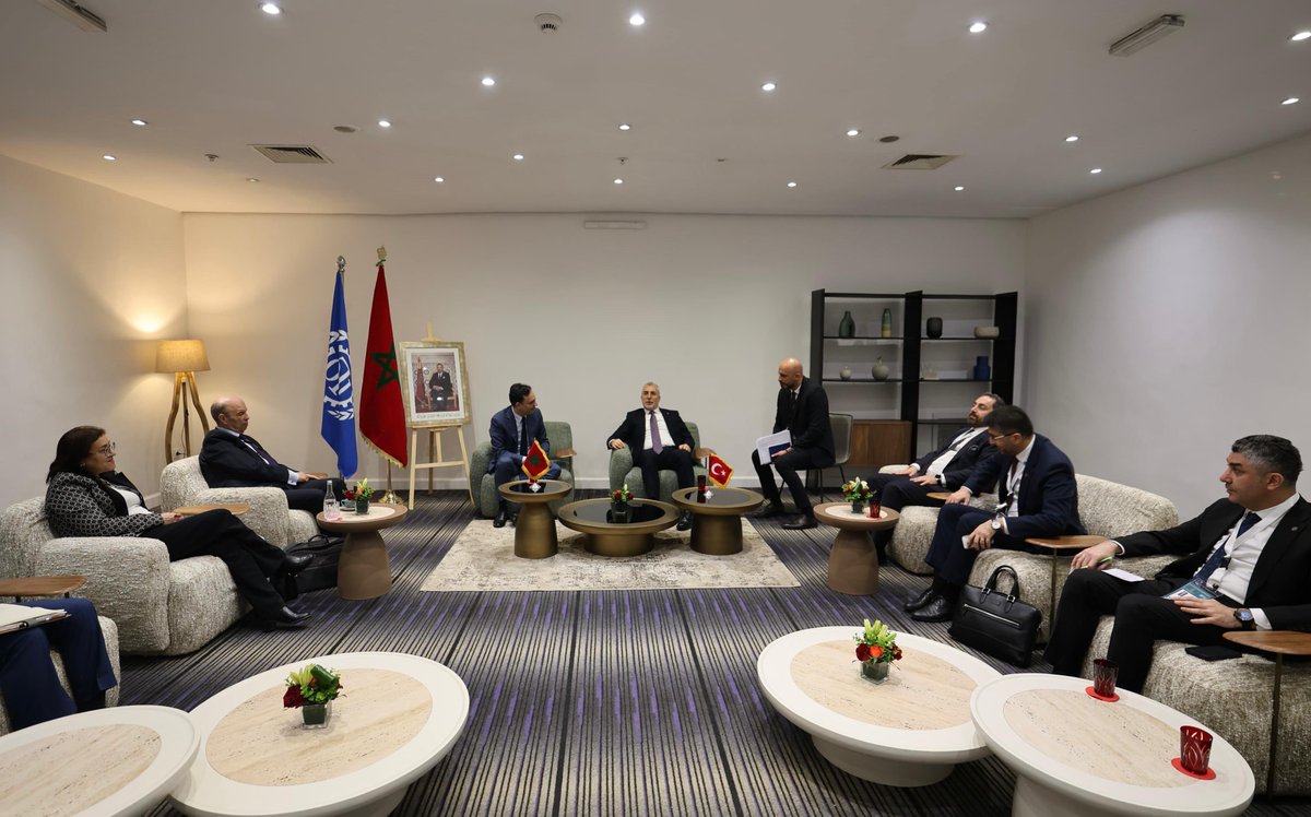 Fas Ekonomik Katılım, Küçük İşletmeler, İstihdam ve Beceriler Bakanı Dr. Younes Sekkouri ile Marakeş’te gerçekleştirdiğimiz ikili görüşmede, Bakanlıklarımız arasında sosyal güvenlik ve istihdam alanlarında ilişkilerimizi kurumsallaştırmayı sağlayacak çalışmalarımızı