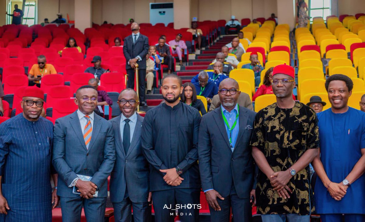 Dr. Armstrong Ume Takang tweet media