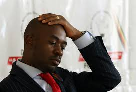 RichardGarwe's tweet photo. Does anyone remember that @edmnangagwa tried and failed to REFORM the opposition in PARLIAMENT by offering #Chamisa the post of LEADER OF OPPOSITION? Now he is going for the jugular! #Chamisa should have taken up the post!!! https://t.co/oToYaI0arH