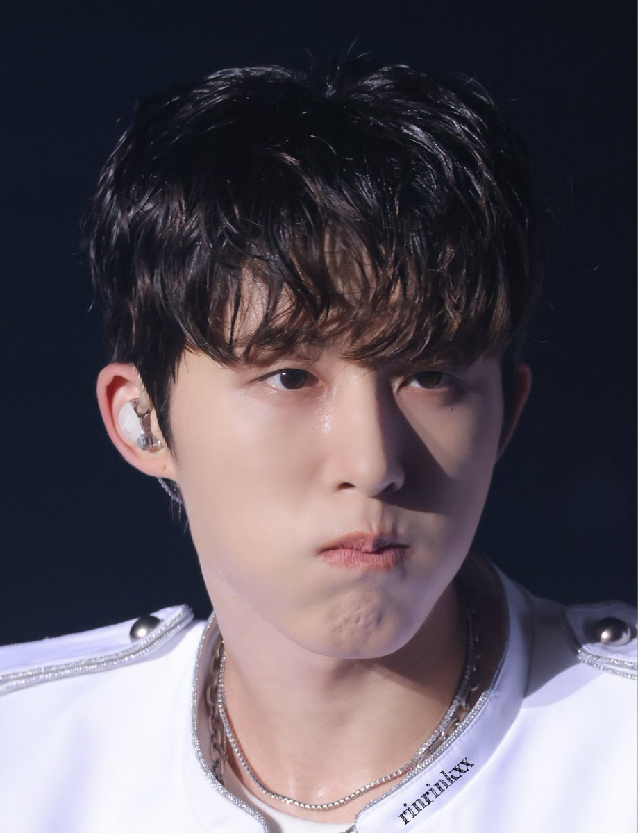 rinrinkxx's tweet photo. 260207 🐣 동글동글𖦹૮₍˶•⤙•˶₎ა

#2026THELASTPARADEENCOREINBANGKOK
#BI #비아이 #김한빈 #KIMHANBIN https://t.co/h9eNvq25MN