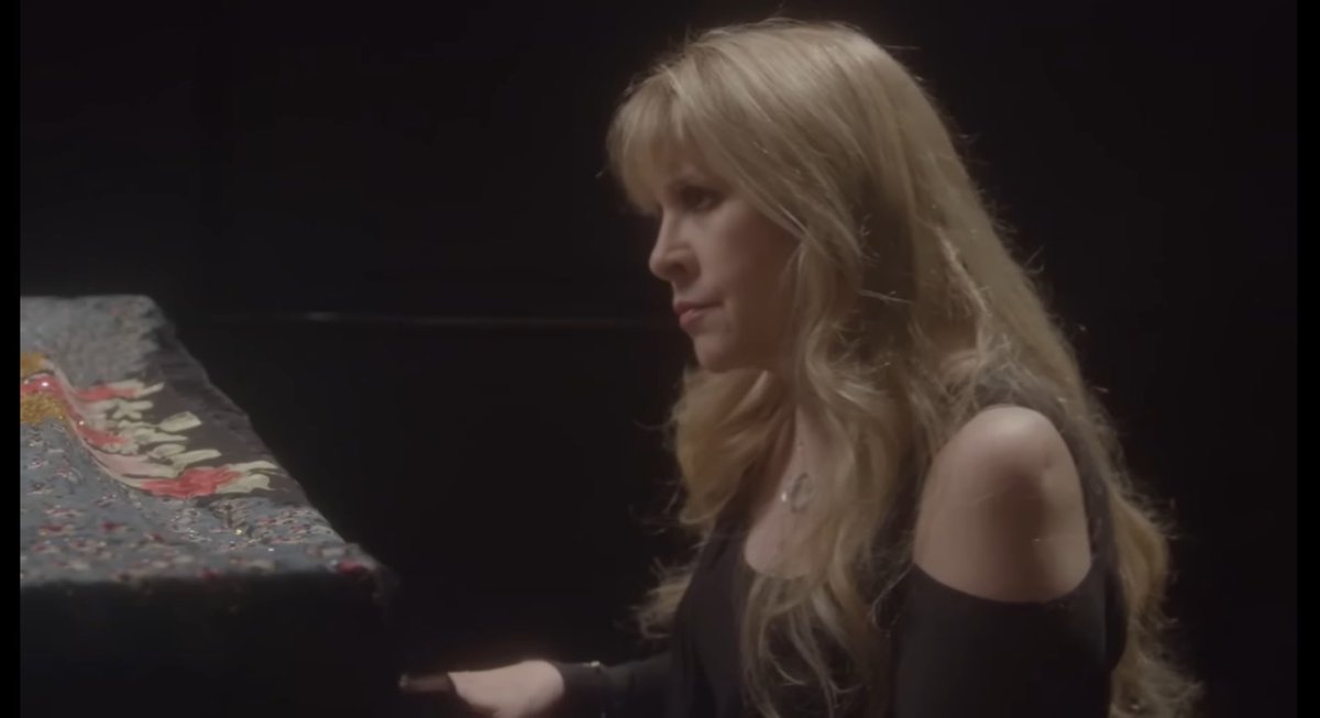 LadyLake PR 👑 tweet media