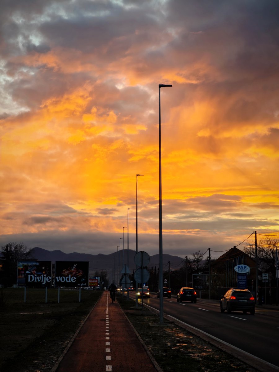 MsBlazic's tweet image. #šetnja
#sunset (konačno)