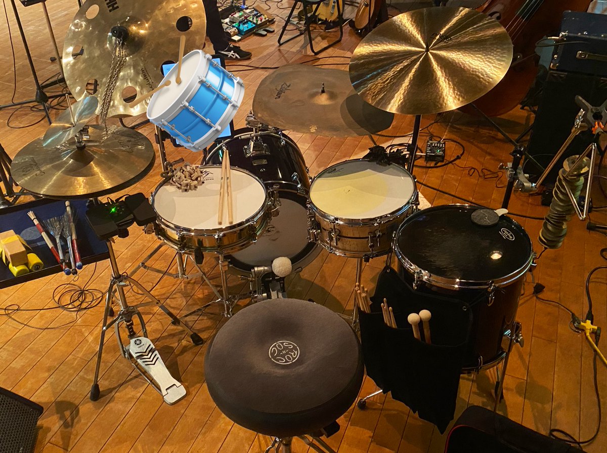 1124Drums's tweet photo. 今回も楽しいライブありがとうございました！
毎回新しい挑戦があって刺激的です🥁

イケシブ開店キャンペーン先着でもらえるヘッドをついに使用 笑

最終的にノーミュートで音最高でした！

#松下菊乃
#aspr
#イケシブ https://t.co/Cc8wp223zB