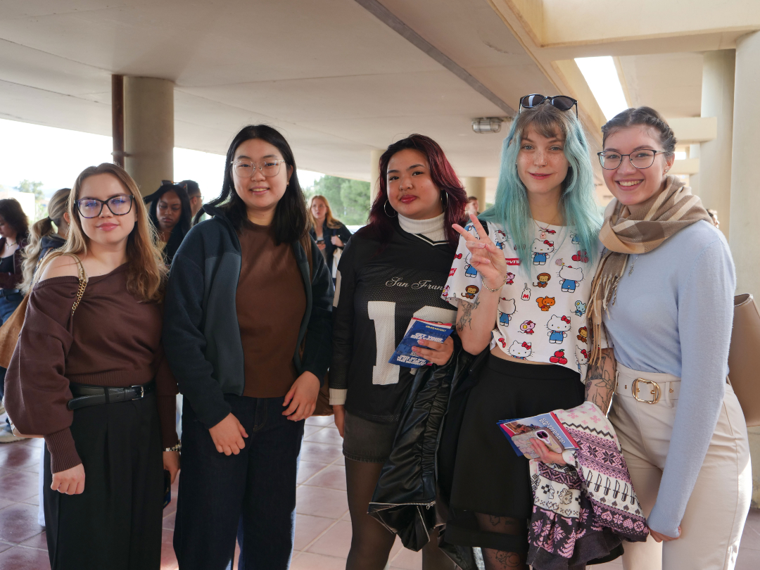 🌍✨ La UMA da la bienvenida al talento internacional. Este semestre, 985 estudiantes internacionales se incorporan con nosotros para continuar su formación académica.

Hoy y mañana los recibimos con unas jornadas para conocer nuestros servicios y recursos.

💙 Welcome!