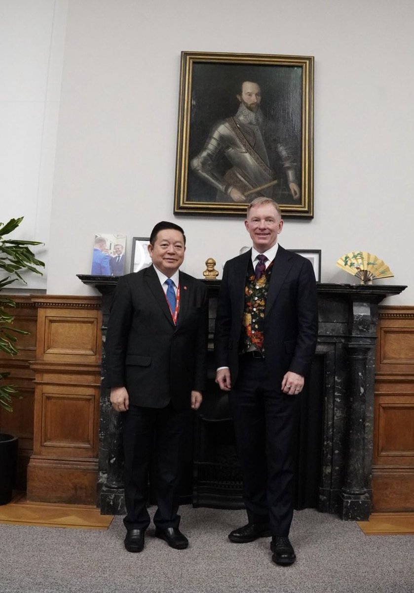 Helen Fazey tweet media