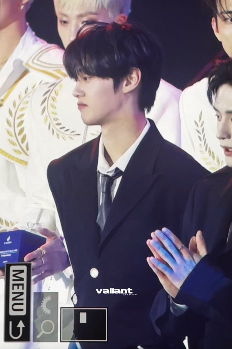 𝙑𝙖𝙡𝙞𝙖𝙣𝙩. tweet media