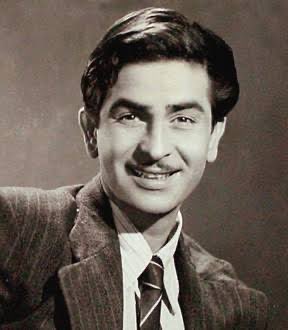 Bij_uji's tweet photo. Dilip Kapoor vs Raj Kapoor https://t.co/GWglqkvqi3