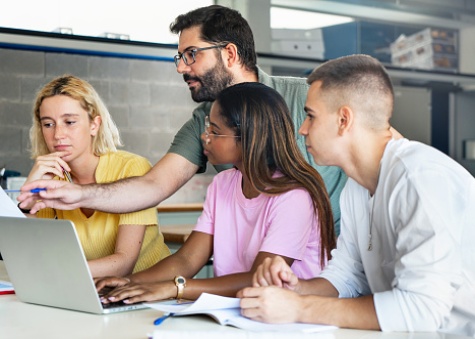 Budget Challenge tweet media