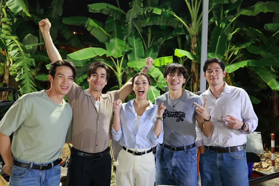 [Update] IG Post : hokseeeiawtv

ปิดกล้องแล้วคร้าบ #สองหัวใจ 

 #thatsppp #ป๊อบศิร์รัฐ