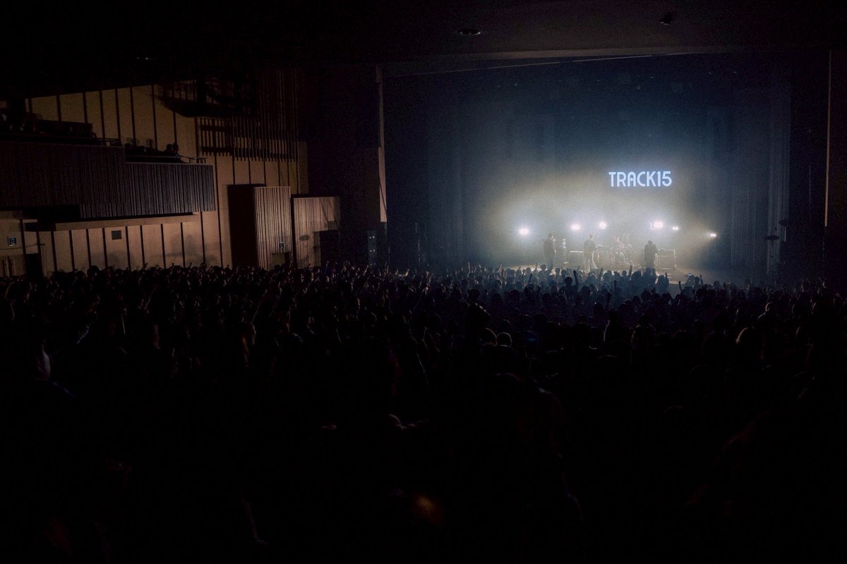 track15_jpn's tweet image. ︎ 
︎ ︎ 
                明日 ライブ解禁 あり　

︎ ︎                      #TRACK15 
︎ ︎