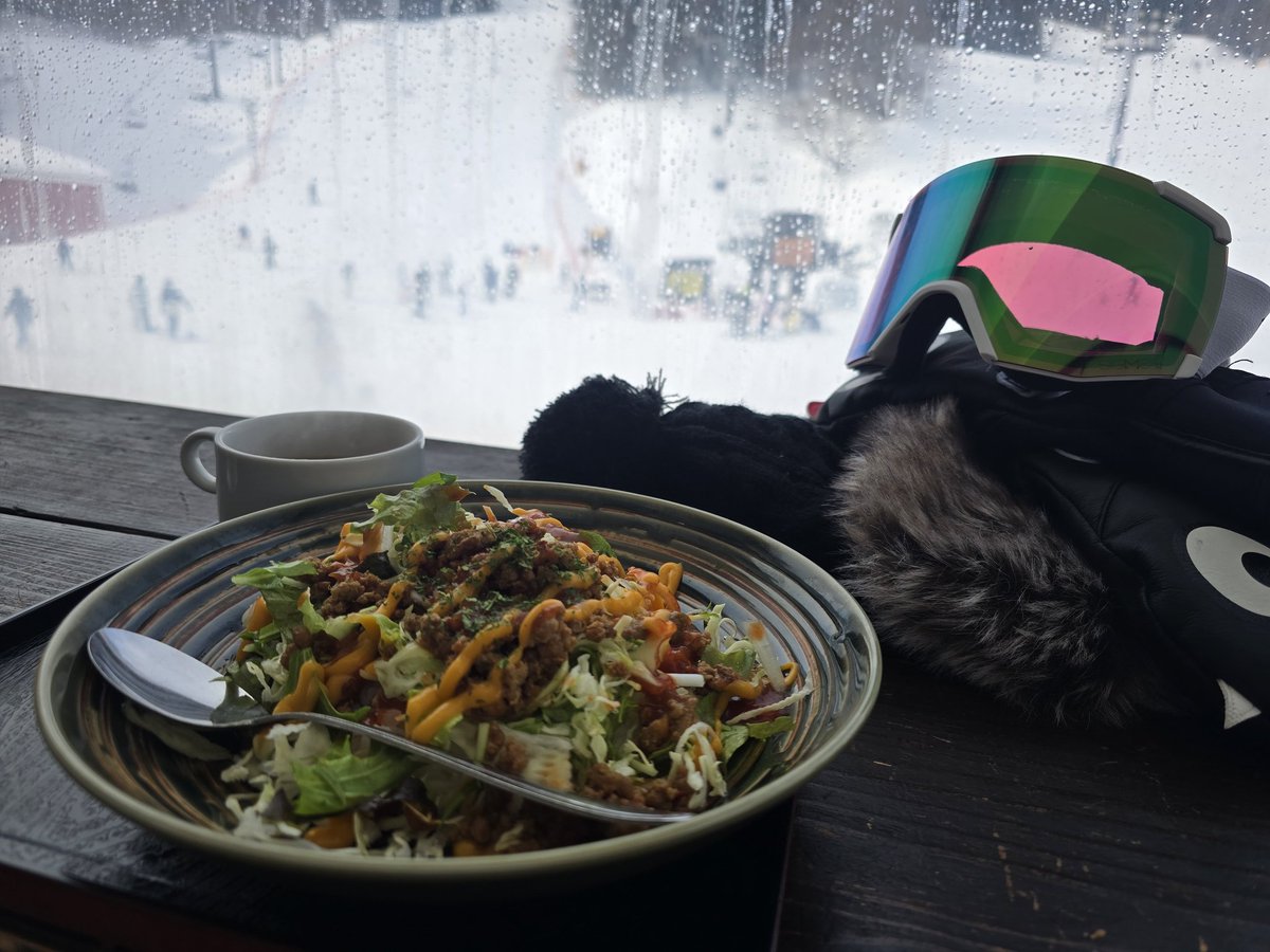 GSXR_400's tweet photo. 素晴らしきゲレ食 https://t.co/PUpTnOlWPY