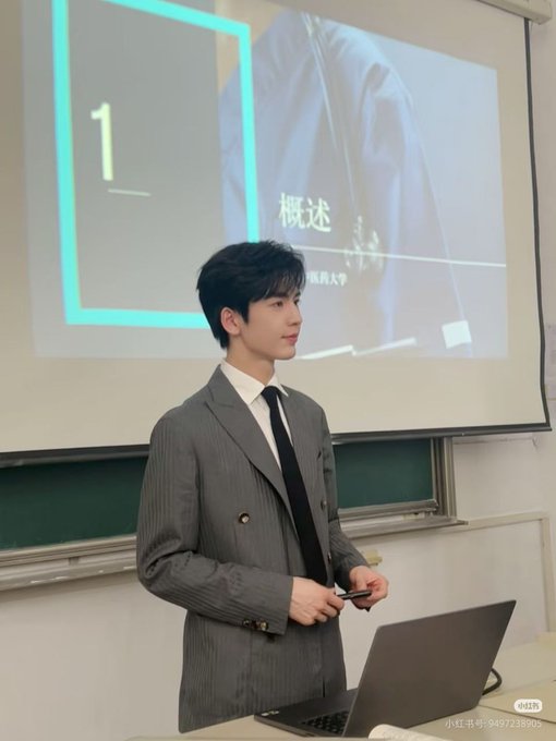 脱衣舞者—AI脱衣 tweet media