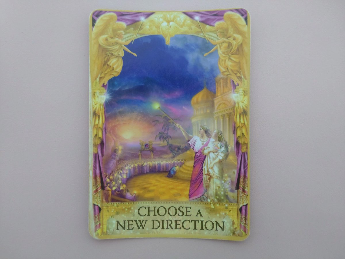 見たタイミングでのメッセージ☺️🌈

あなたを長期間苦しめている何かを徐々に手放したり、次に移行する準備はすでに整っています

いつでもあなたのタイミングで違う方に進んで下さい

新たな道を選んでもあなたの居場所はあるし、うまくいきます