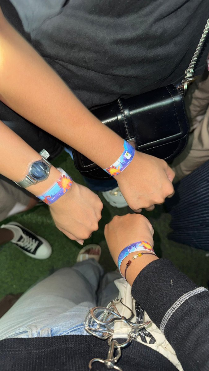 TNMayaa's tweet photo. meet them jadi kek berasa hidup kembali, after hampir setahun disini nda punya teman🤣 https://t.co/Vobv4mZEGG