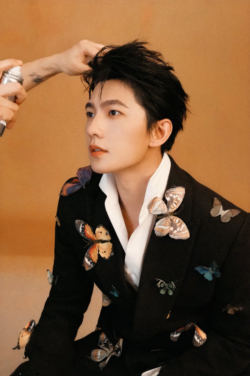 #yangyang in cosmo interview: traveling to different corners of the world and experiencing the local cuisine &amp; culture is, in fact, a way of constantly expanding my cognitive horizons. I hope the experiences in my life can help me better understand &amp; shape my characters, and