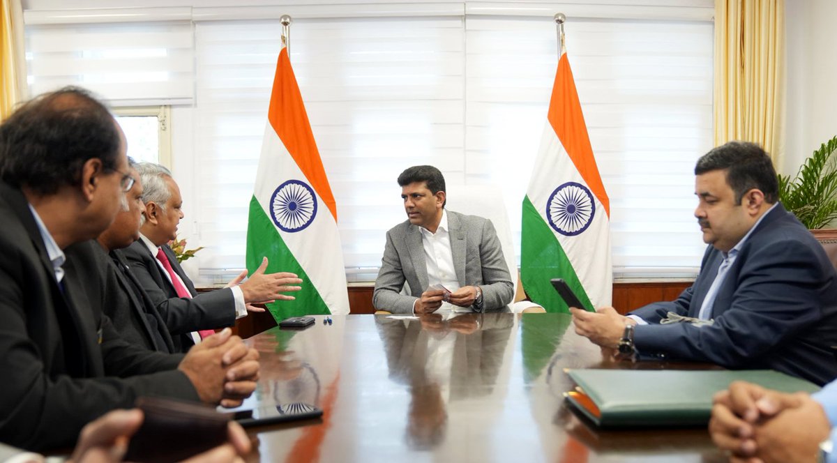 PemmasaniOnX's tweet photo. Held constructive discussions with leading Indian telecom manufacturers today on their participation in key telecom projects across the country.

We deliberated on their operational challenges, requirements and growth priorities, and acknowledged that many of these companies have made significant contributions in designing, developing and manufacturing cutting-edge technologies.

The Government remains firmly committed to strengthening Make in India in telecom and building a robust, self-reliant manufacturing ecosystem.

దేశవ్యాప్తంగా అమలవుతున్న కీలక టెలికాం ప్రాజెక్టుల్లో భాగస్వామ్యం గురించి ప్రముఖ భారతీయ టెలికాం తయారీ సంస్థల ప్రతినిధులతో ఈ రోజు సార్థకమైన చర్చలు నిర్వహించాము.

వారి కార్యాచరణలో ఎదురవుతున్న సవాళ్లు, అవసరాలు, భవిష్యత్ అభివృద్ధి ప్రాధాన్యాలపై విస్తృతంగా చర్చించాము. అత్యాధునిక సాంకేతిక పరిజ్ఞానాల రూపకల్పన, అభివృద్ధి మరియు తయారీలో ఈ సంస్థలు చేస్తున్న విశేష సేవలను గుర్తించాము.

టెలికాం రంగంలో ‘మేక్ ఇన్ ఇండియా’ లక్ష్యాన్ని మరింత బలోపేతం చేస్తూ, స్వయం సమృద్ధిగల మరియు దృఢమైన తయారీ వ్యవస్థను నిర్మించేందుకు ప్రభుత్వం కట్టుబడి ఉంది.