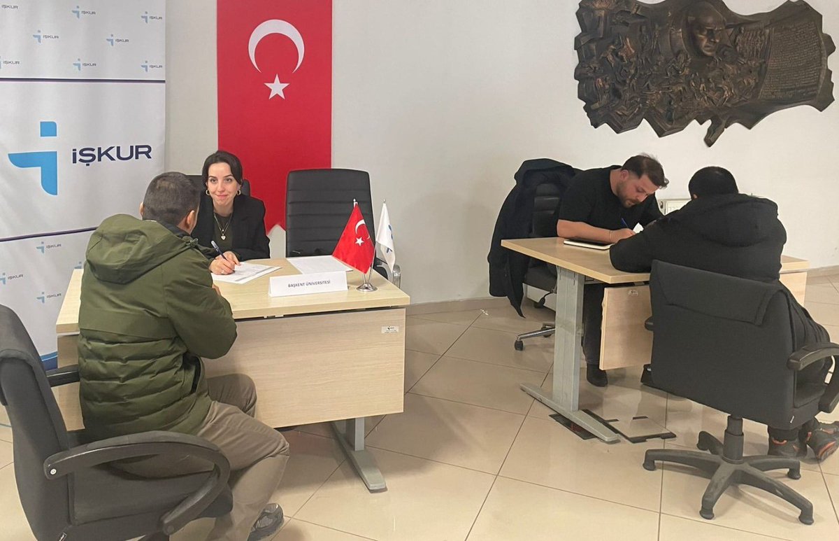 ♿Engelsiz Bir Gelecek için Çalışıyoruz!

İstanbul Çalışma ve İş Kurumu İl Müdürlüğü Kadıköy Hizmet Merkezimiz tarafından engelli vatandaşlarımıza yönelik "Toplu İş Görüşmesi" gerçekleştirildi.

#EngelsizİŞKUR
#EngelliİşKoçu
#MeslekDanışmanlığı