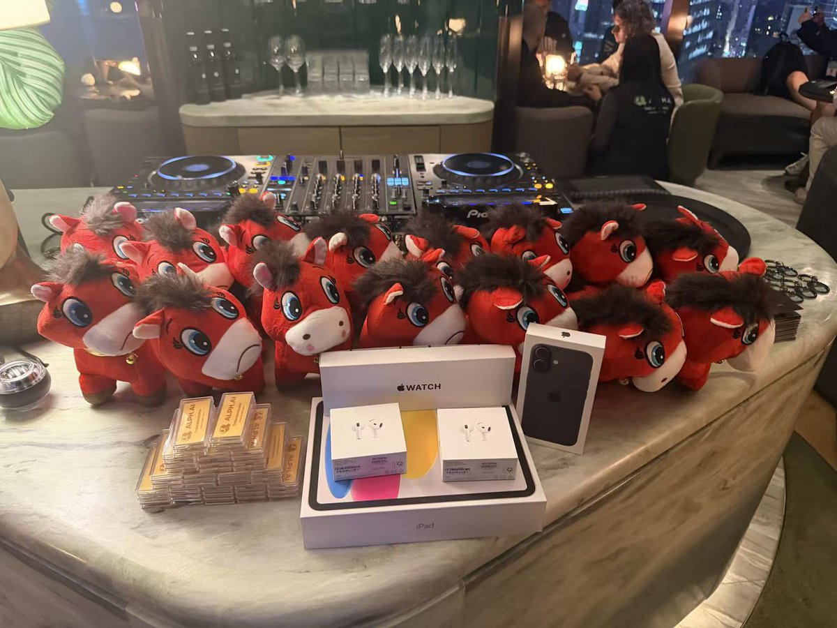 Alpha 今晚的獎品看起來好豐盛 🤩

比尖 gmgn 的掃鏈新貴

先沖為敬😎alph.ai/zh/bsc?ref=0xb…

 <a href="/alphai_snipe/">Alph AI</a>