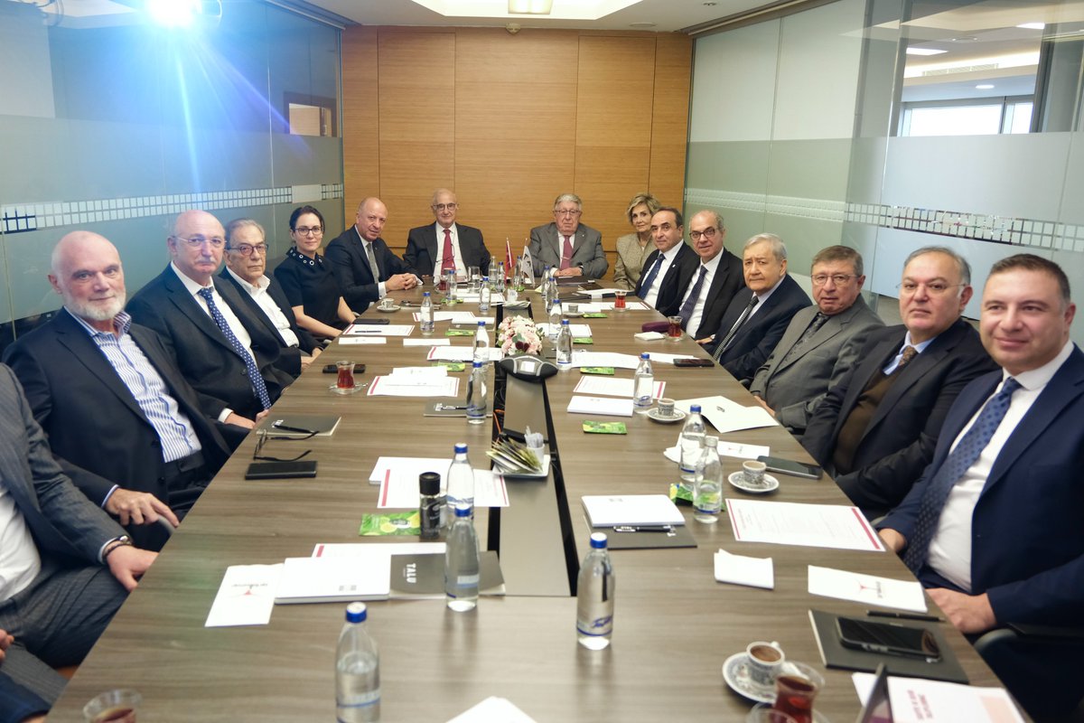 Türkiye İnşaat Sanayicileri İşveren Sendikası tweet media