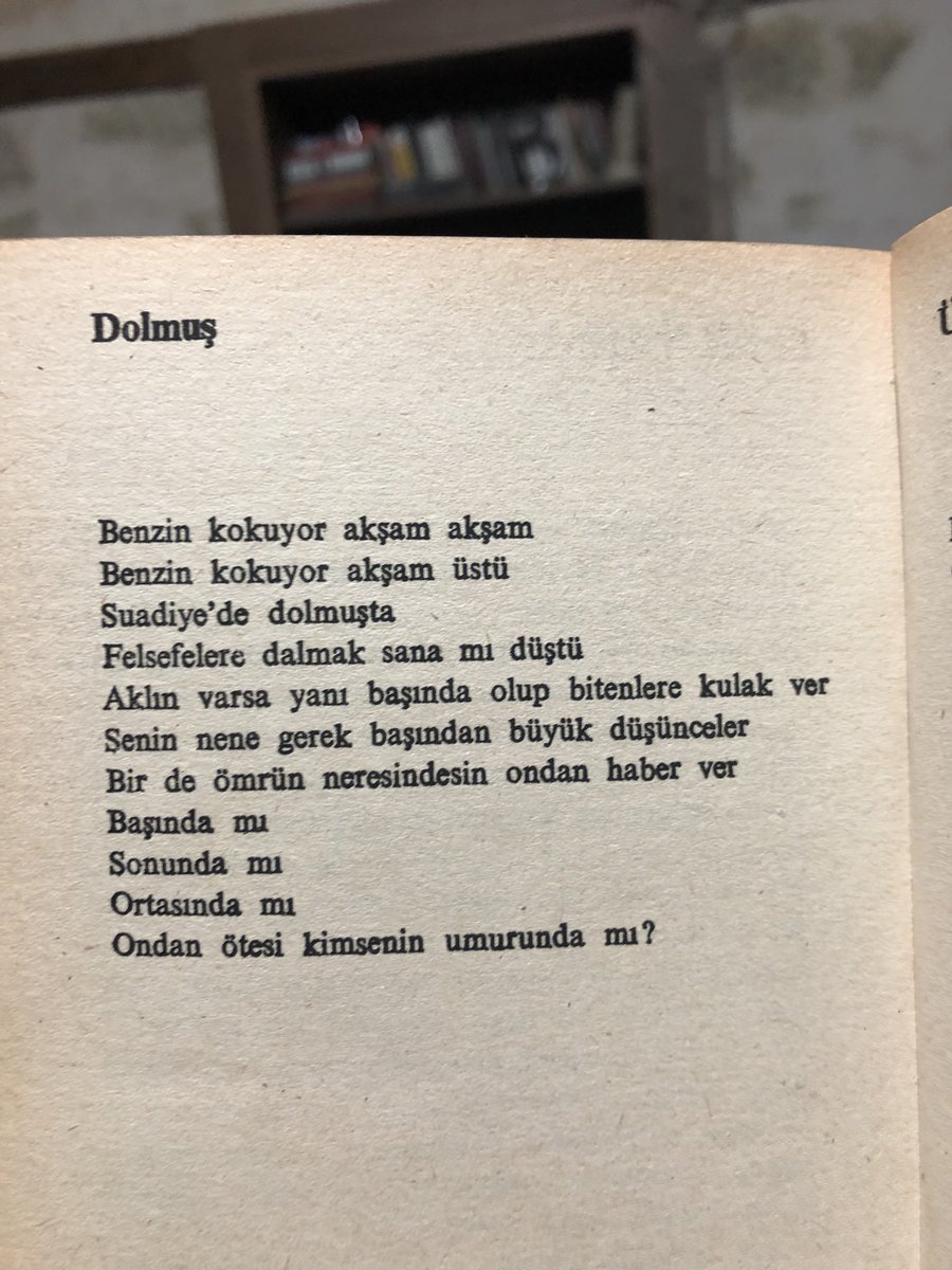 Genç ölümler daha bir acıtır hep. Elbette çok üzüldüm. Az önce bir arkadaşının paylaşımında okudum ama bulamadım şimdi. Bedri Rahmi Eyuboğlu'nu çok severmiş. Onunla uğurlayalım o halde. Huzurla uyusun sevgili Kanbolat Görkem Arslan 🖤🌿🙏🎭