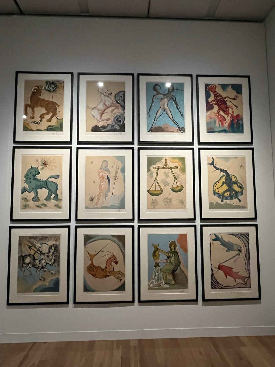 marunemarunt's tweet photo. 中之島美術館でダリの作品を見てきました。
シュルレアリズムは難解ですが、瀬央さんのお役というだけで理解したい意欲が湧きあがります！
撮影OKの作品を撮ったので、眺めて暮らします。 https://t.co/sMx3FXSnsz