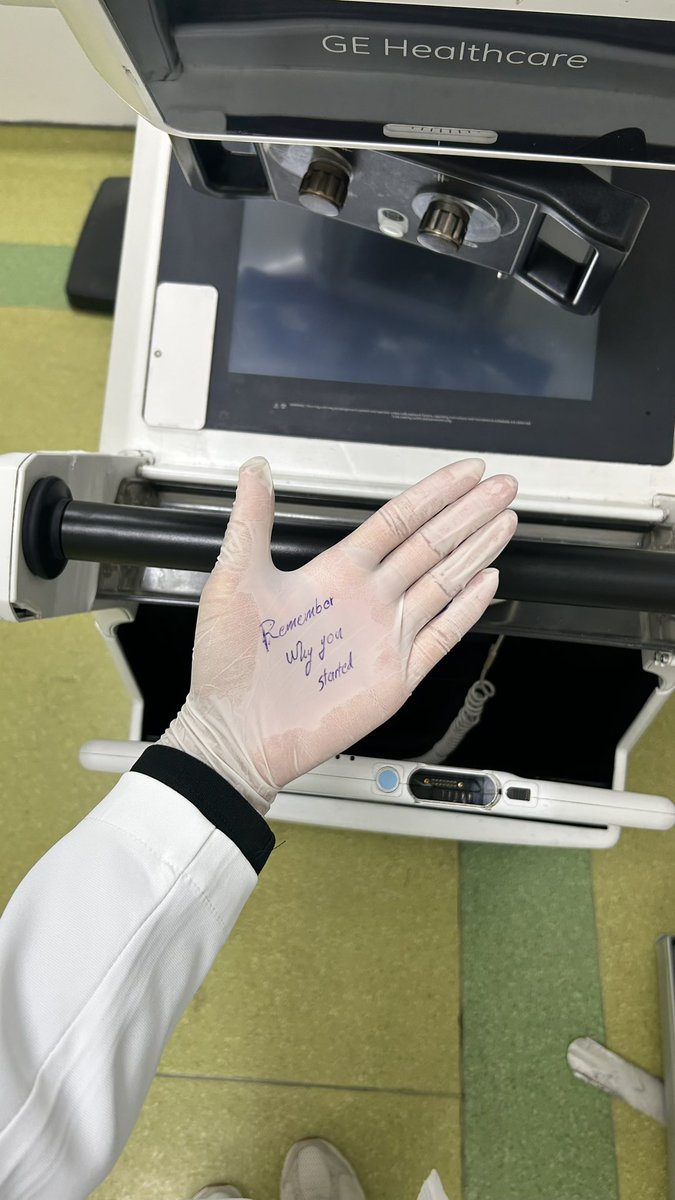 FARAH | ☢︎ tweet media