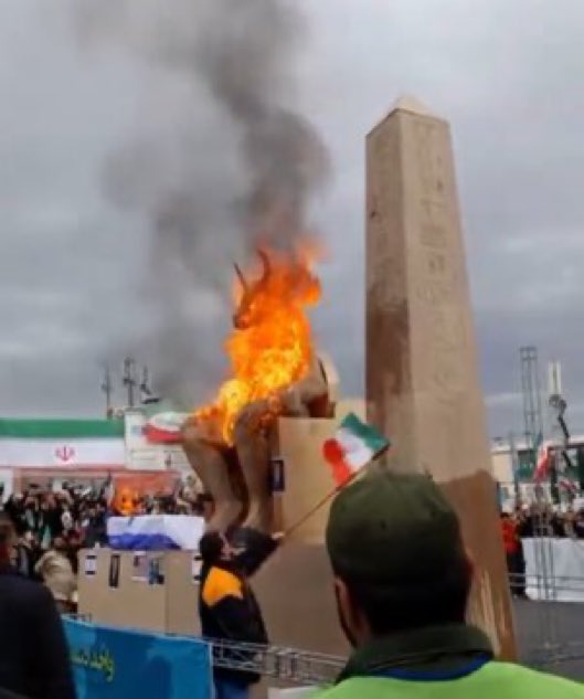 مهدی حاجی پور tweet media