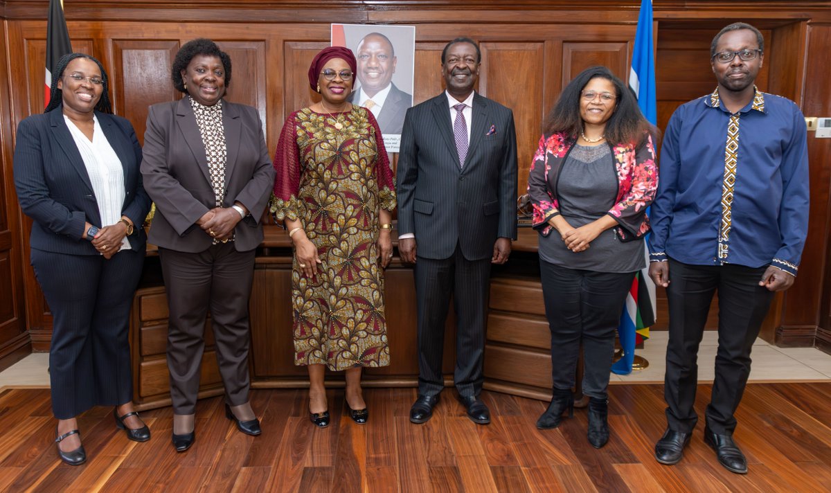 AfDB_Group's tweet photo. They exchanged views on the strong partnership between #Kenya and the @AfDB_Group, reaffirmed the shared commitment to deepening collaboration, and discussed opportunities to further support inclusive growth, regional integration, and sustainable development. https://t.co/tvIdWeQDk0