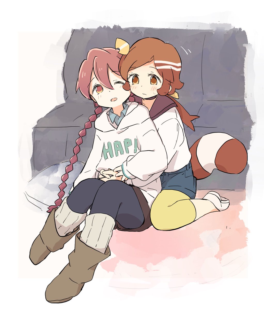 らくがき。ポン子とヤチヨちゃんのオフの日を無理やり重ねたい