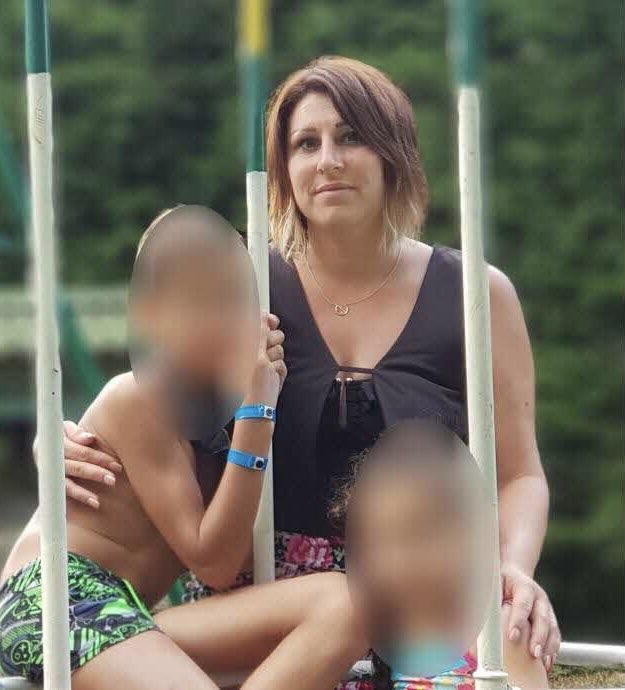 🔴🇫🇷 𝗔𝗟𝗘𝗥𝗧𝗘 𝗜𝗡𝗙𝗢 — Mourad Boudjenane, qui était sous CONTRÔLE JUDICIAIRE pour violences conjugales, a TUÉ son ex-femme en lui portant 54 COUPS DE COUTEAU avant de l’ÉGORGER sous les yeux de leurs enfants.

L’auteur des faits sera jugé à partir de ce mercredi devant la