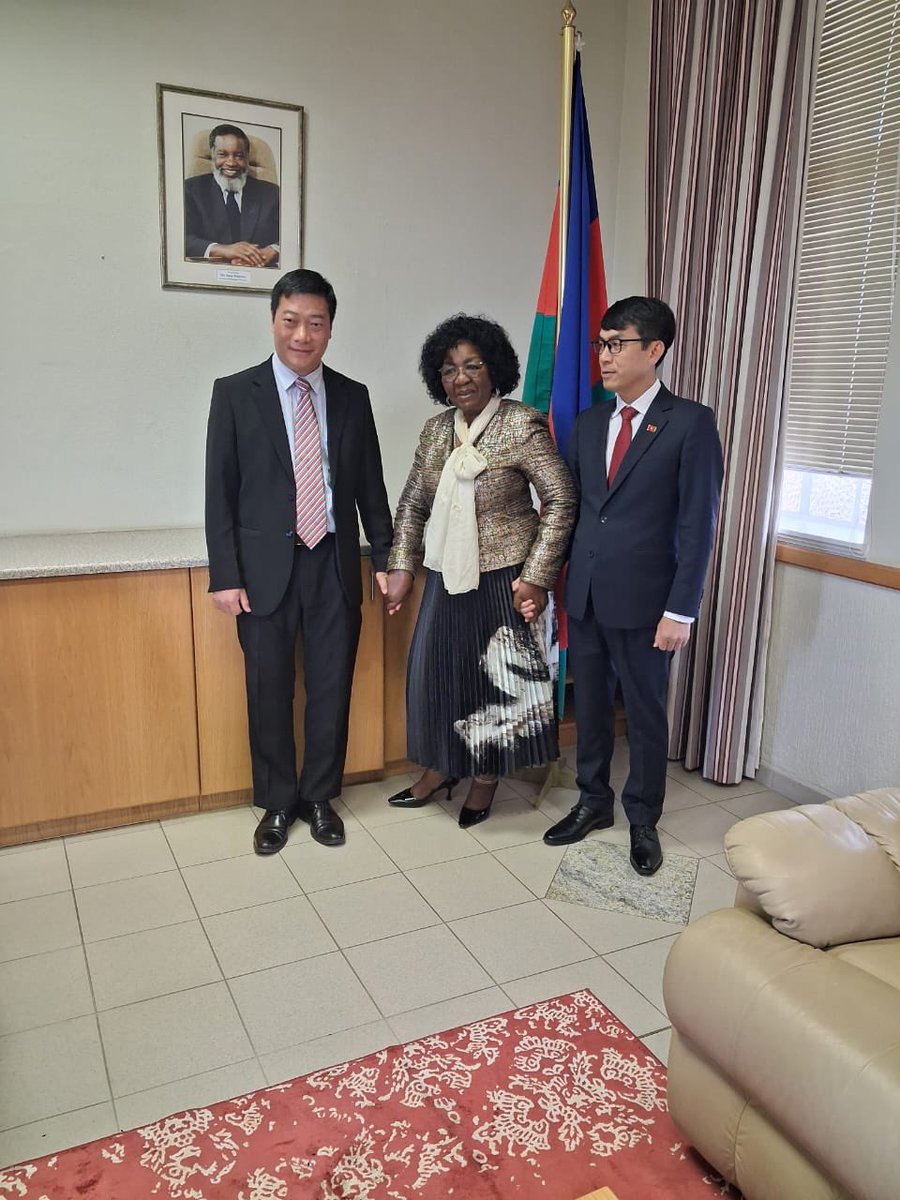 #TheOnlyPartyWeTrust tweet media