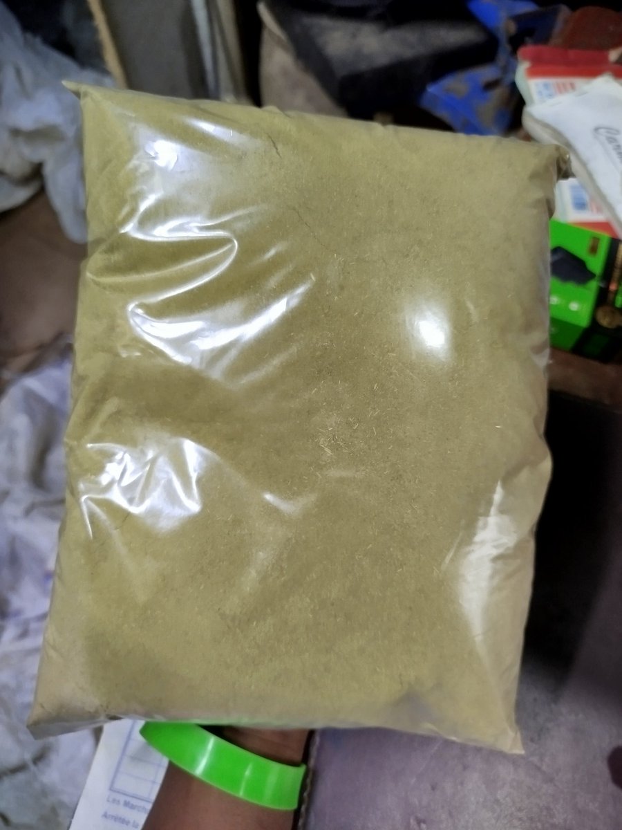 kewir_tracy's tweet photo. 1kg Neem powder 10000frs
1kg Pistachio 20000frs
1kg oregano 8000frs
1kg maca powder 20000frs
Please help me repost if you see this on your timeline 
Location Douala 
#ktcare #WellnessJourney #HealthyLiving #healingjourney #naturalproducts #macapowder https://t.co/F5xoqRNtGg