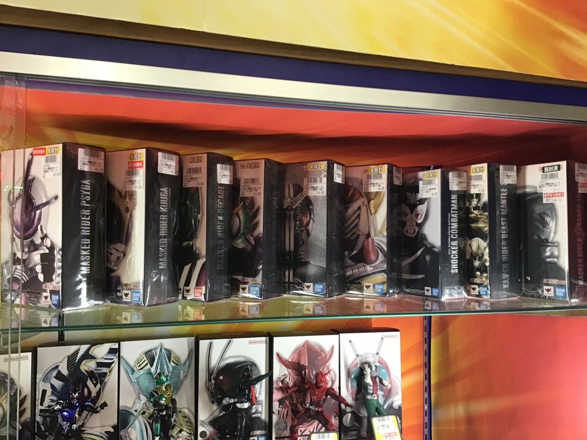 🚨商品紹介コーナー🚨 仮面ライダーのショーケースにて S.H.Figuarts