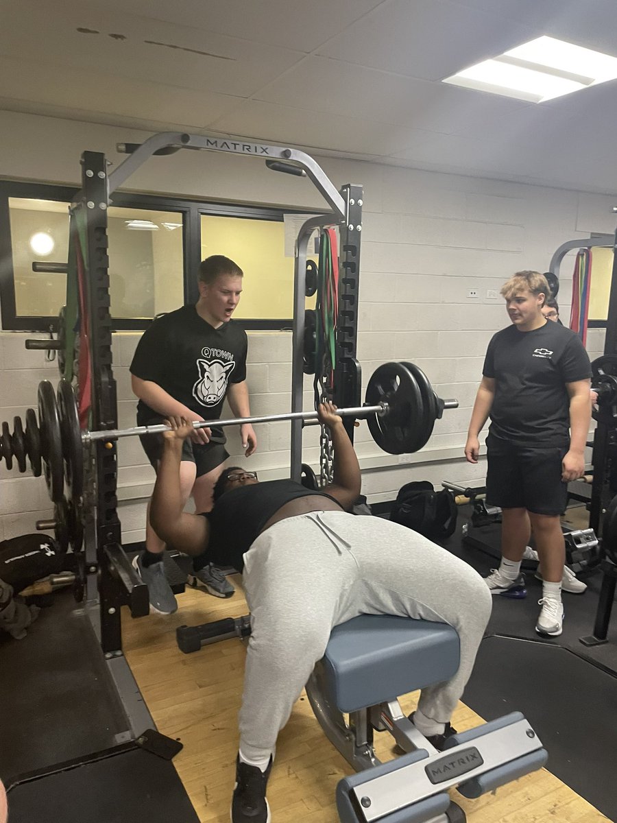 QTOWN FOOTBALL tweet media