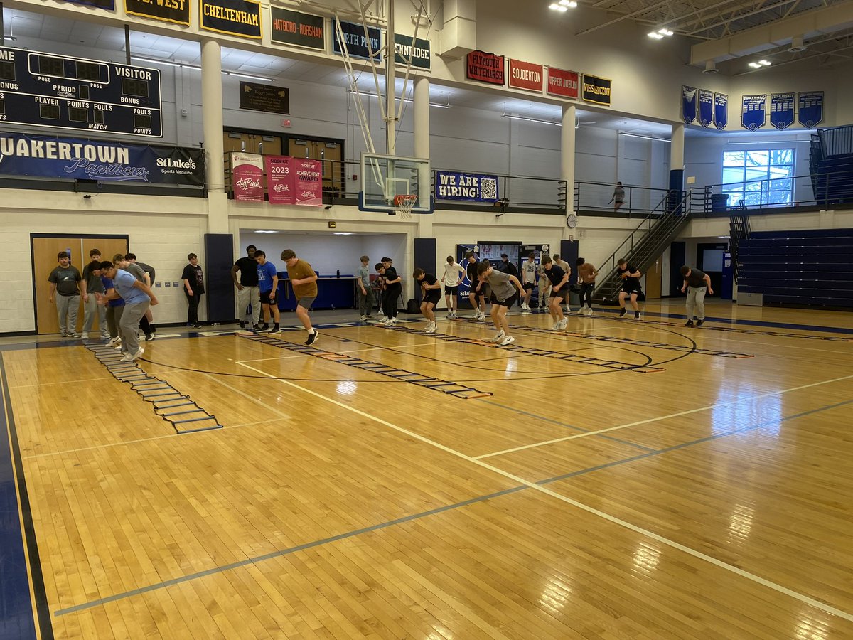 QTOWN FOOTBALL tweet media