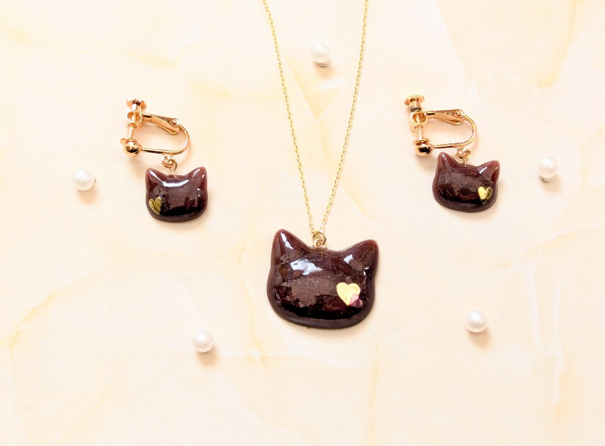 ♡月と猫ちゃん レジン　NO.205