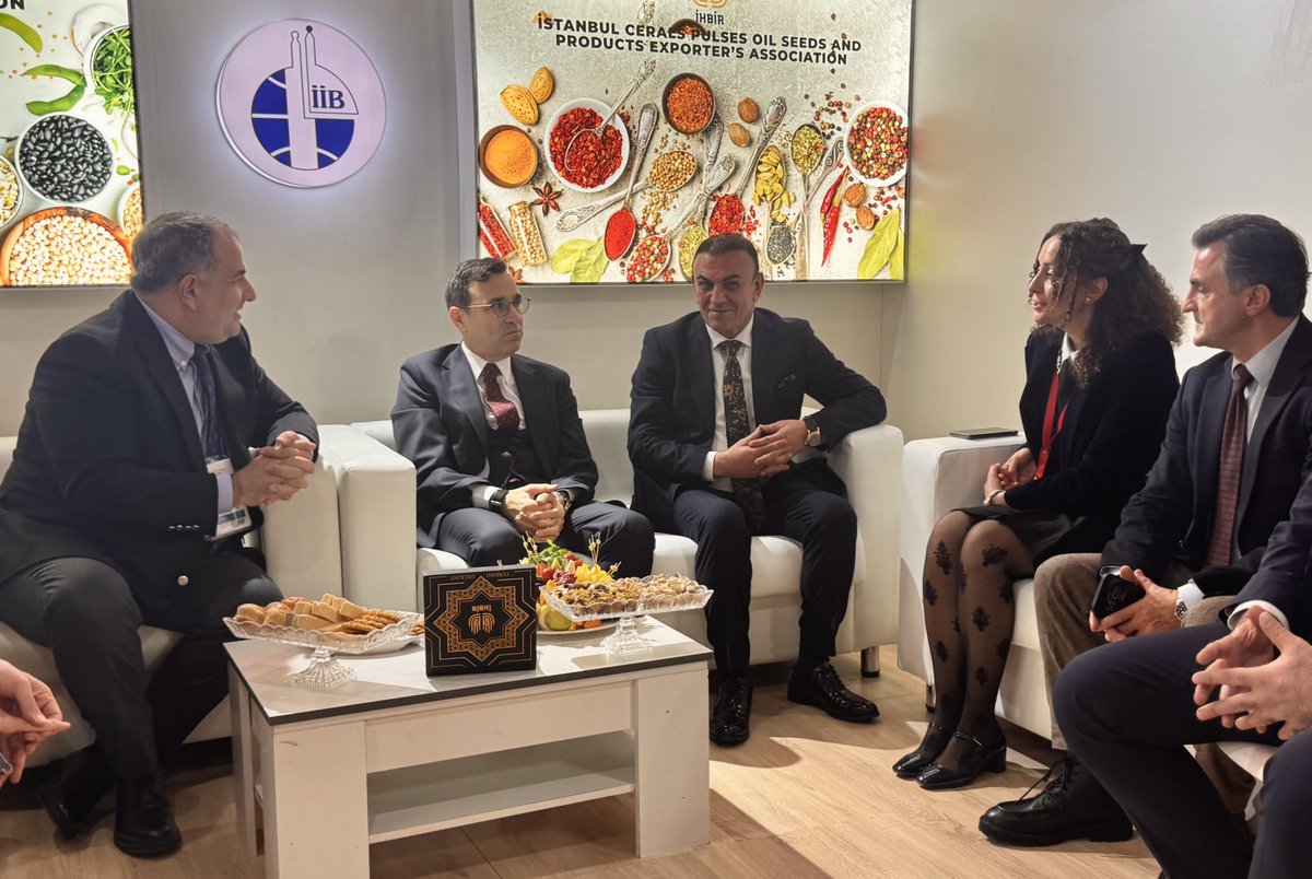 ihracatistanbul's tweet photo. İstanbul Hububat Bakliyat Yağlı Tohumlar ve Mamulleri İhracatçıları Birliği’nin (İHBİR) Türkiye milli katılımını organize ettiği Prodexpo 2026 Uluslararası Gıda, İçecek ve Gıda Hammaddeleri Fuarı; ziyaretçilerin yoğun ilgisi ile devam ediyor. @dgstznl #prodexpo https://t.co/EIXmkC3QyE