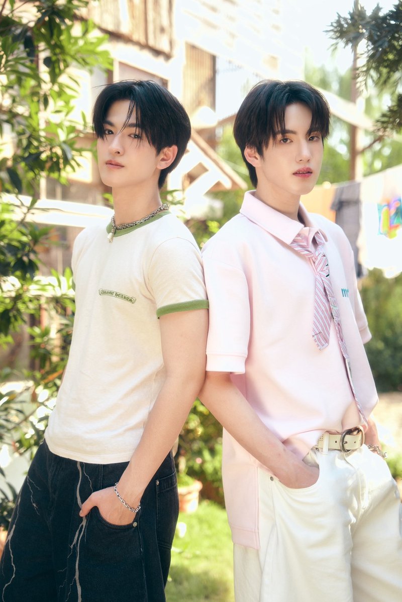 เสียงเข้ากันมาก! ‘ภูธัชชัย-จินวุค’ BUS ร้องเพลง “Take Our Time" ประกอบซีรีส์เรื่องใหม่ “ด้วงกับเธอ Duang With You Series” ที่นำแสดงโดย ‘ตี๋ตี๋-ป๋อ‘ ถ่ายทอดความรู้สึกผ่านบทเพลงที่เต็มไปด้วยความอบอุ่นและเสียงร้องหวาน ๆ ผสานการแร็ปที่ลงตัว