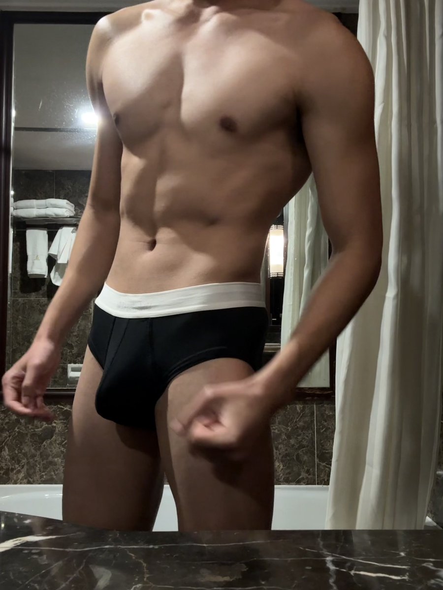 冷雨夜 tweet media