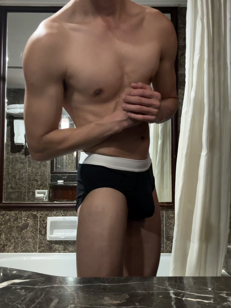 冷雨夜 tweet media