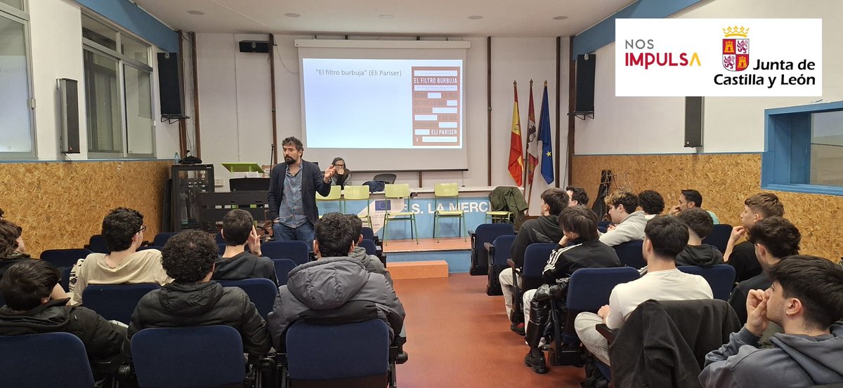 ieslamerced's tweet photo. #eqmv Alumnado de FP ha participado en una charla y debate con José Sarrión Andaluz sobre las redes sociales y los delitos de odio, organizada desde el proyecto "En qué mundo vivimos" en colaboración con el proyecto #eramusplus del centro. #erasmusfplamerced
@sepiegob https://t.co/AsdugYokvh
