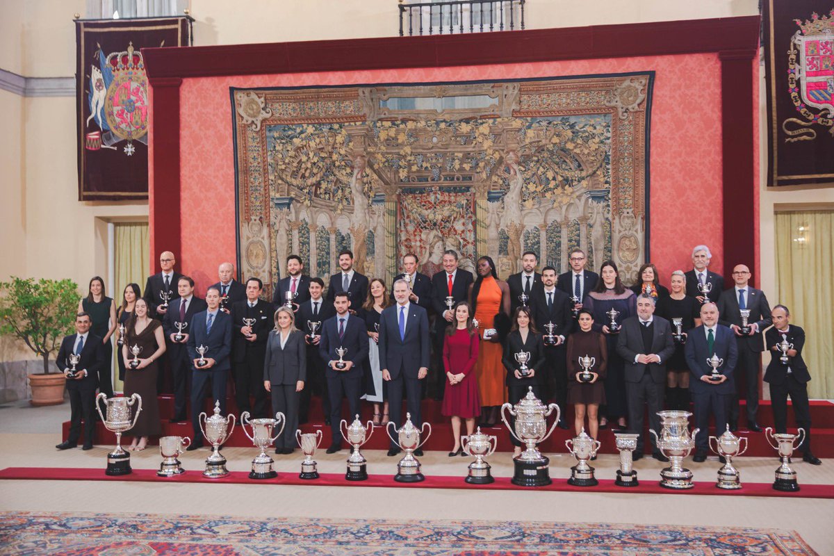 berni alvarez tweet media