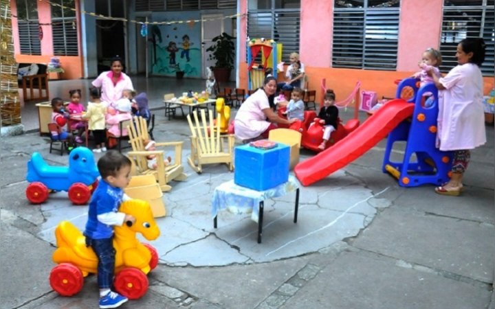 10 de febrero. Creación de los Círculos Infantiles en Cuba.
#CubaPorLaVida 
#EducacionGuanabacoa