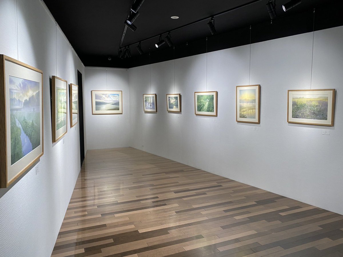 abe_watercolor's tweet photo. 明日から個展開催です！

あべとしゆき水彩画展
2月12日（木）〜18日（水）
アールグロリューギャラリー
　ギンザシックス5階
　10:30〜20:30

オンラインで作品が見られます。
https://t.co/79F2jWdTiO
オンラインは、12日の21:00スタート https://t.co/1pBJZntrbA