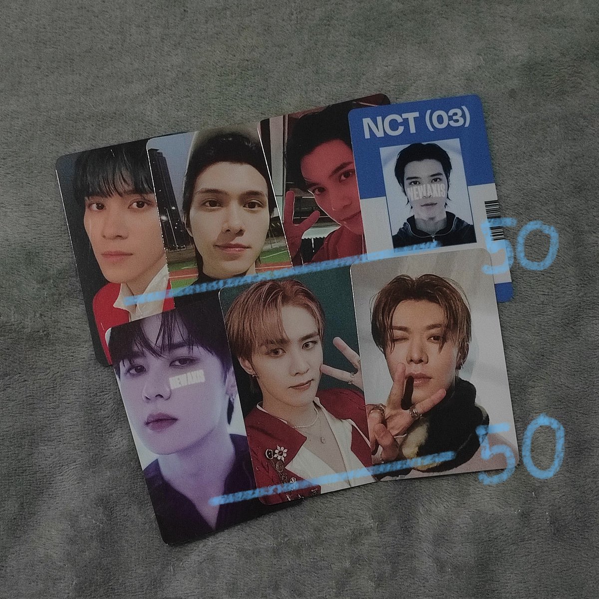 litanuro's tweet photo. พร้อมส่ง / wts ขายเท เฮนเดอร์รี่ คุน ยูตะ 

50฿ ทุกใบ 
ค่าส่ง 30฿ กี่ใบก็ไม่บวกเพิ่มค่ะ

#ตลาดนัดnct #ตลาดนัดnct127 #ตลาดนัดwayv https://t.co/yA54IhEaeO