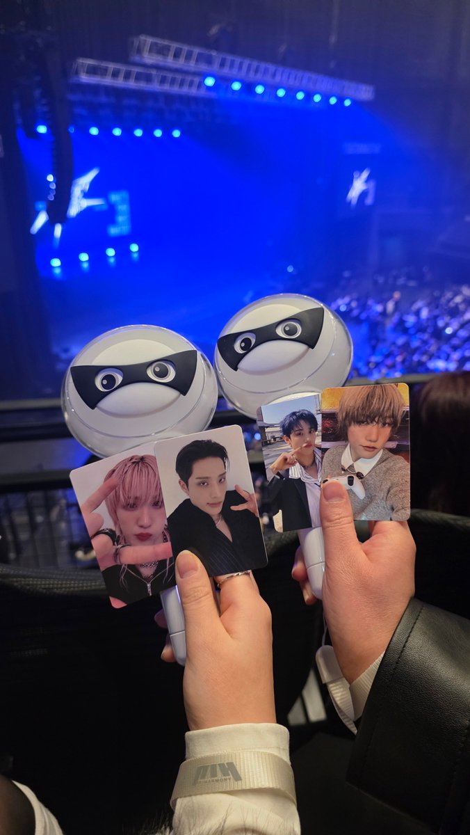 늘ྀི tweet media