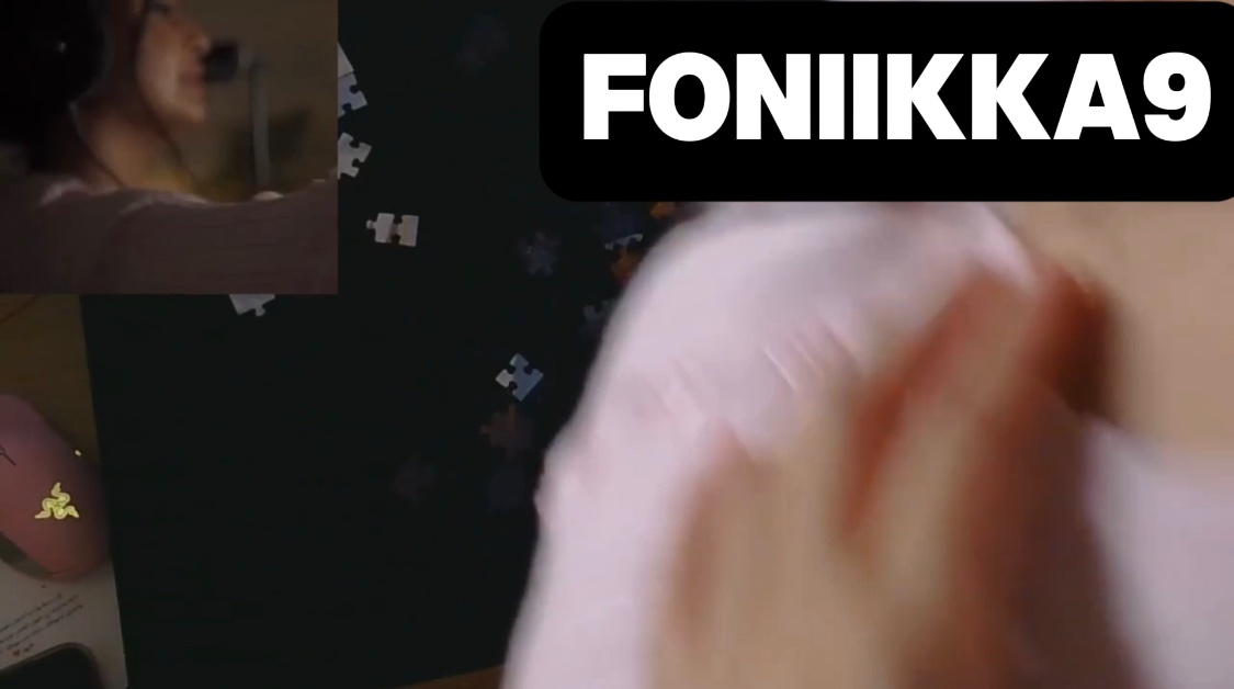 foniikka9's tweet photo. بمجرد ماتشوف جسم عمتك مشاعل وحجم صدرها الكبران عقلك يبدأ ىِتديث ويتخنزر ويجبرك تفرك غصبن عنك لين ماتدوخ وتنزل حليبك كله😵‍💫💦

فيديو كامل لخط صدرها نفس اللي بالصوره نزلته بالاشتراك اذا تبي تشترك او تشوف عيىْات اكثر شوف الىِايو https://t.co/Iji5pvqqHR